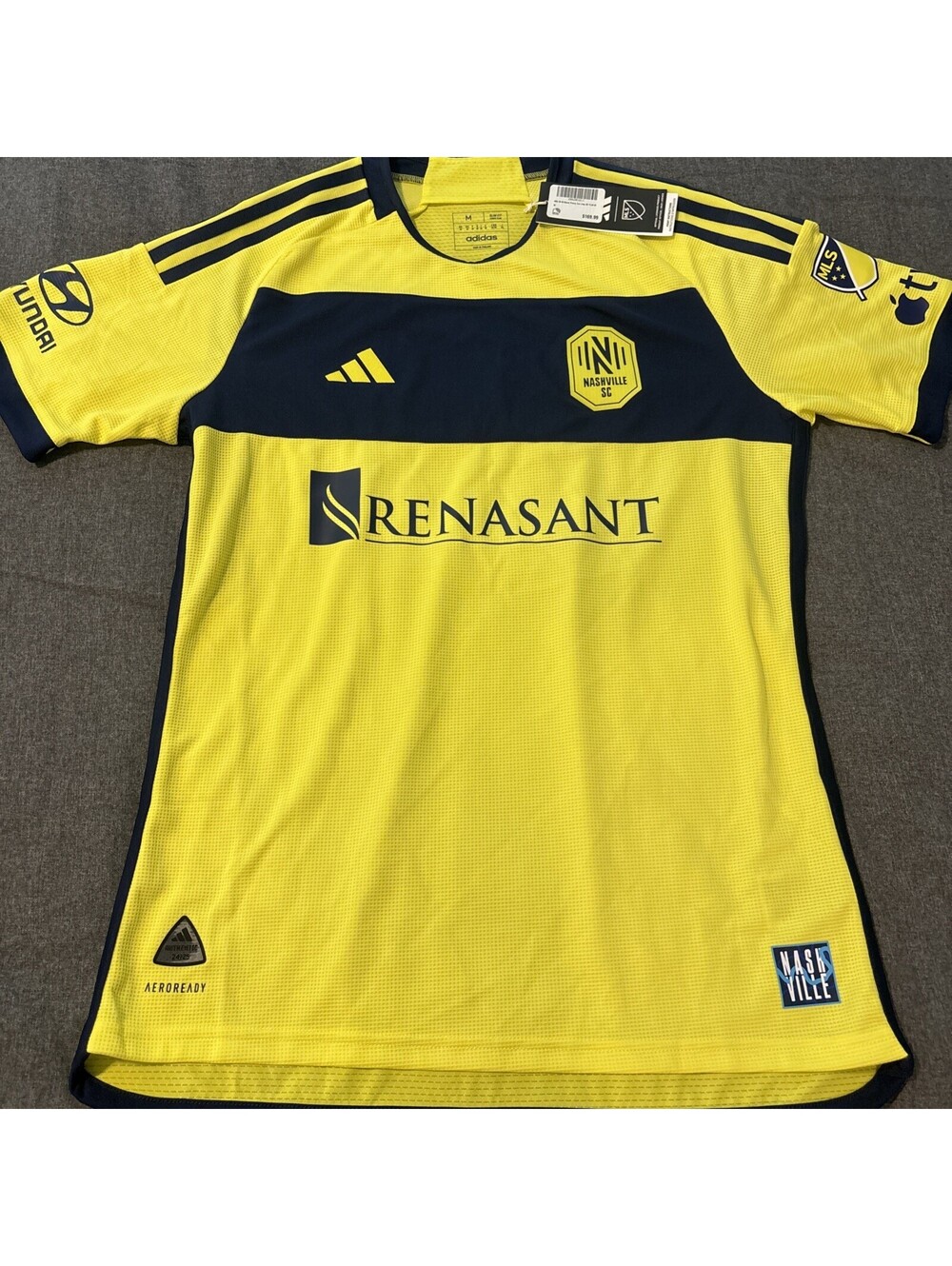 adidas Nashville SC Home Jersey Yellow Men’s Size: Medium NWT